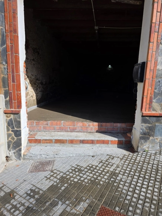 Renovation of commercial premises in Vilajuïga (in progress)